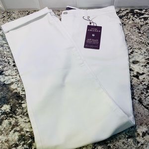 Gloria Vanderbilt White Jeans Size 10